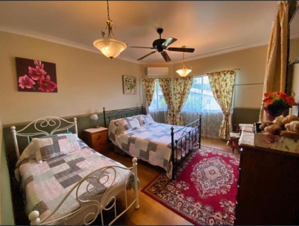 Golden Lace B&B Sarina Luaran gambar